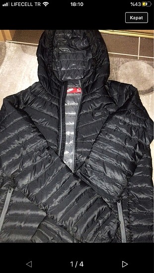 Nike mont