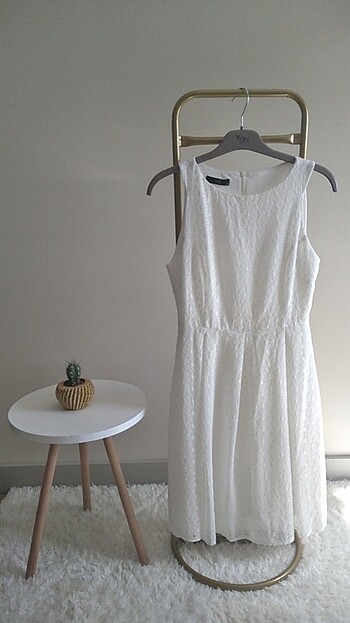 Beyaz günlük elbise