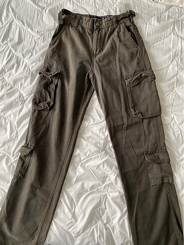 Stradivarius Stradivarius 34 beden kargo pantolon