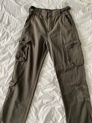 xs Beden Stradivarius 34 beden kargo pantolon