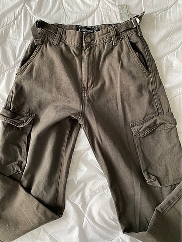 xs Beden gri Renk Stradivarius 34 beden kargo pantolon