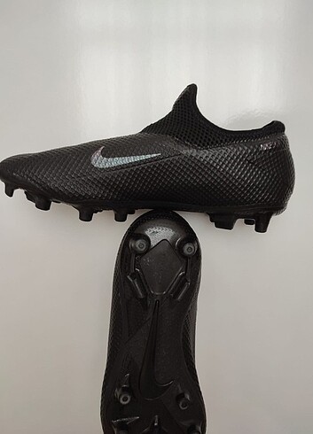 Nike Phantom Vision 2