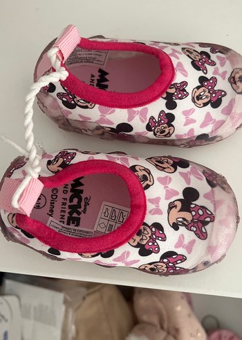 LC Waikiki Kız Çocuk Minnie Mouse Kaydırmaz Terlik