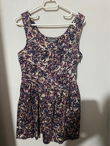 Bershka desenli elbise