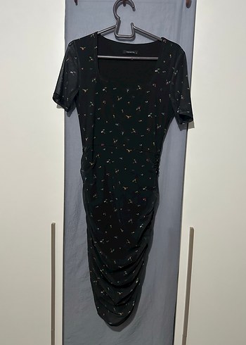 Siyah baskılı tül örme kısa kollu Elbise kare yaka - Görsel 2