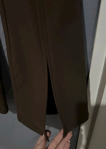 Bershka Kahverengi ottoman kumaş paçası detaylı pantolon tayt - Görsel 2
