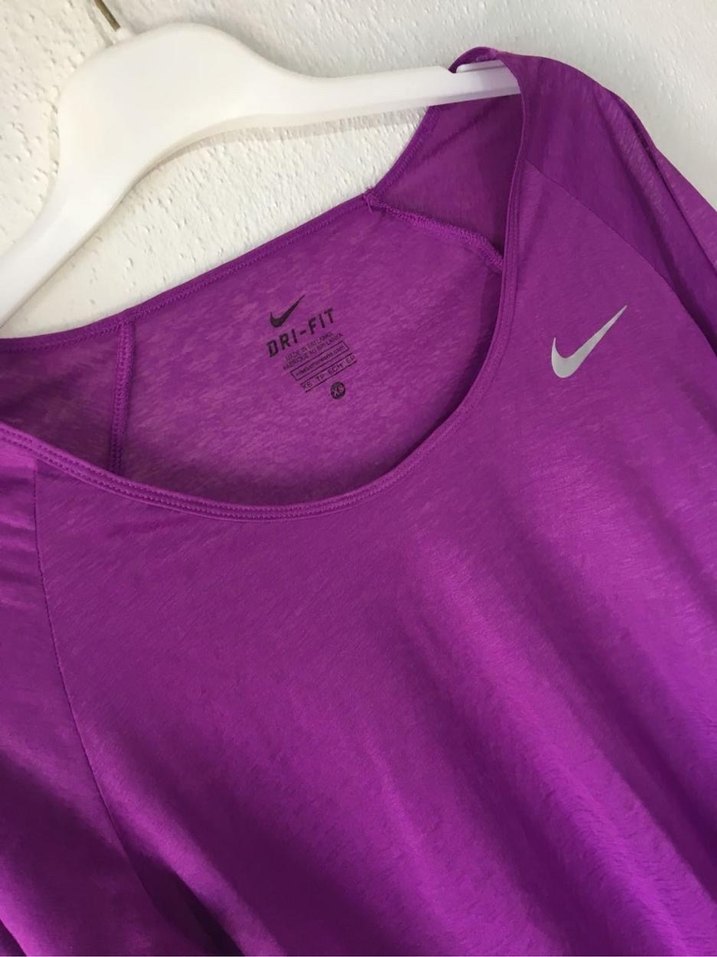 Nike Mor kısakollu transparan Kadın Tişört - Görsel 2