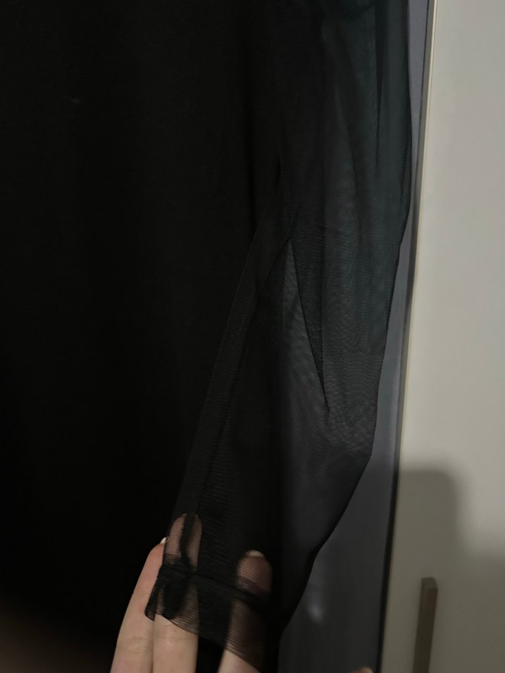 Siyah tül omuz kollu Mini Elbise - Görsel 4