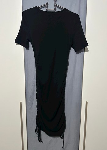 Siyah yanları büzgülü kısa kollu örme Kadın mini Elbise - Görsel 3