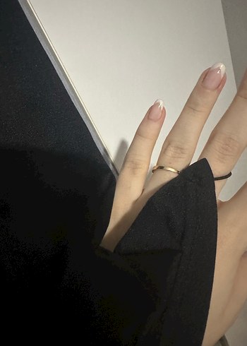 Siyah dekolteli parmak detaylı mini Elbise - Görsel 5