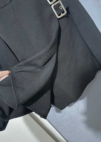 Siyah Mini şort etekli kemer deraylı dokuma tulum Elbise - Görsel 11