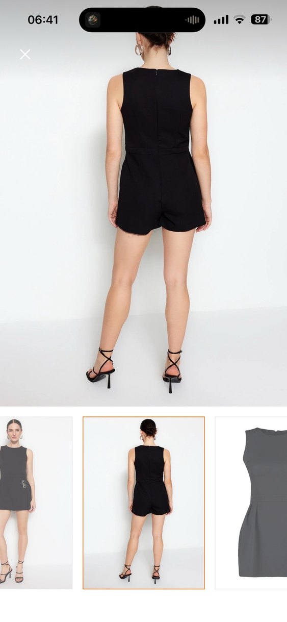 Siyah Mini şort etekli kemer deraylı dokuma tulum Elbise - Görsel 5