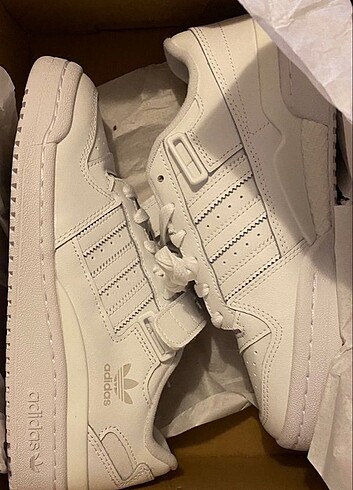 Adidas spor ayakkabı 