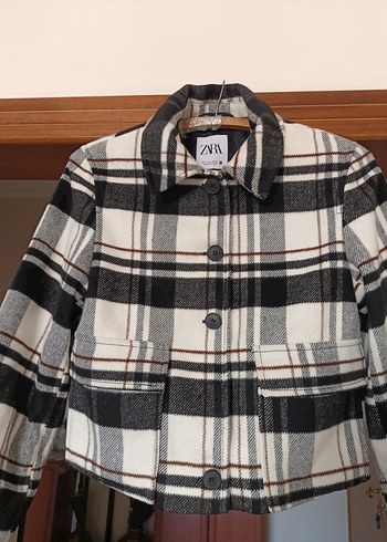 Zara Zara kaşe mont.