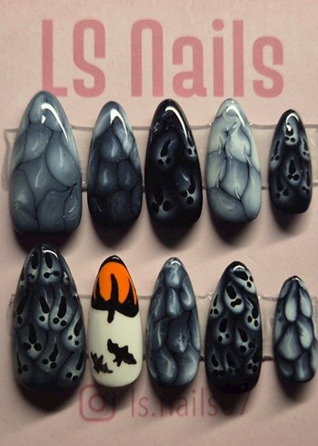 Siyah Desenli Jel Takma Tırnak - Görsel 3