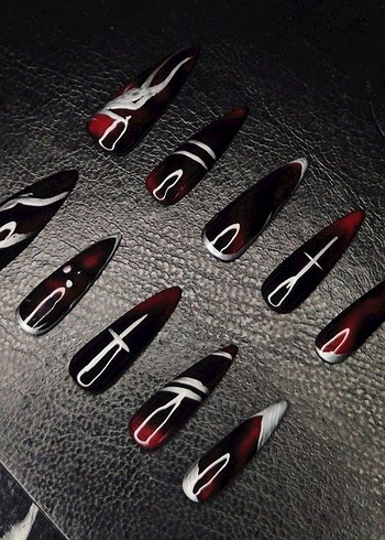 Gotik Bordo Siyah Jel Takma Tırnak - Görsel 3