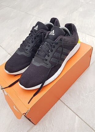 Adidas Spor ayakkabı