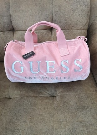 Guess canta