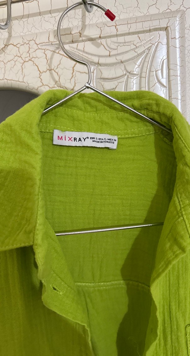 Yeşil Düğmeli Keten Kadın Gömlek - Görsel 2