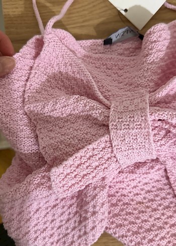 Pembe Bebek Askılı Örgü Üst - Görsel 4