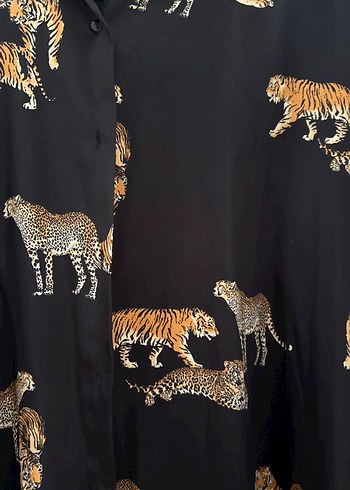 m Beden siyah Renk Leopar Desenli Uzun Kollu Salaş Kadın Gömlek