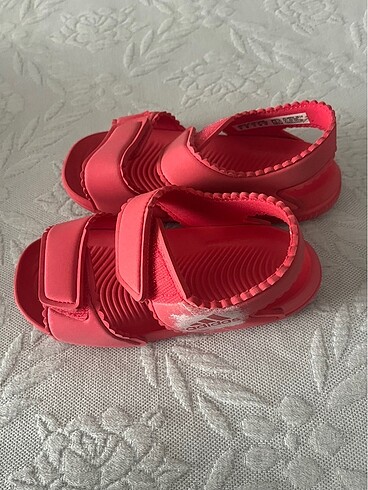 Adidas Çocuk sandalet