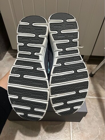 39 Beden gri Renk Skechers elite