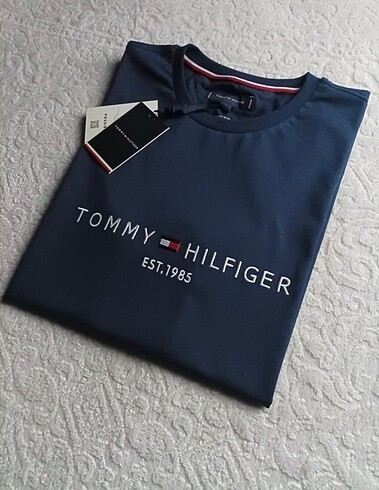 Tommy Hilfiger tommy tshirt