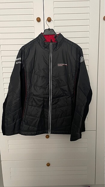 l Beden Porsche mont
