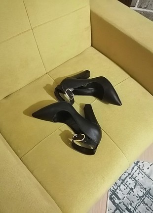 Mayra cilt kemerli ayakkabı 