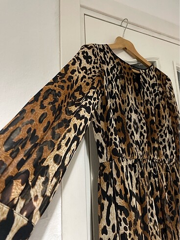 m Beden Leopar elbise