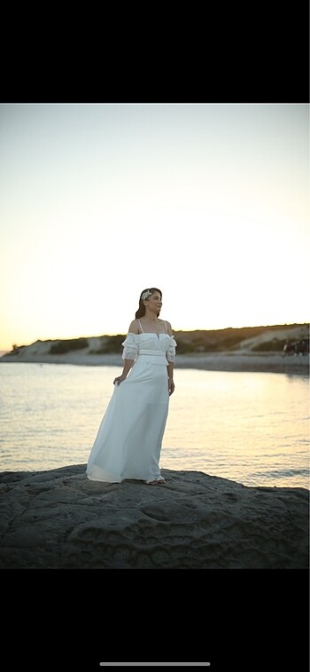 Beyaz elbise