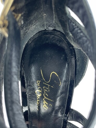 38 Beden siyah Renk Vintage Love Platform %70 İndirimli.