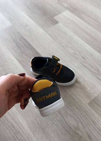 Erkek Çocuk Siyah Batman Baskılı Spor Ayakkabı - Görsel 3