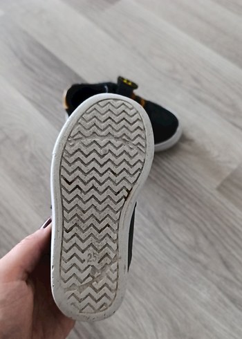 Erkek Çocuk Siyah Batman Baskılı Spor Ayakkabı - Görsel 2