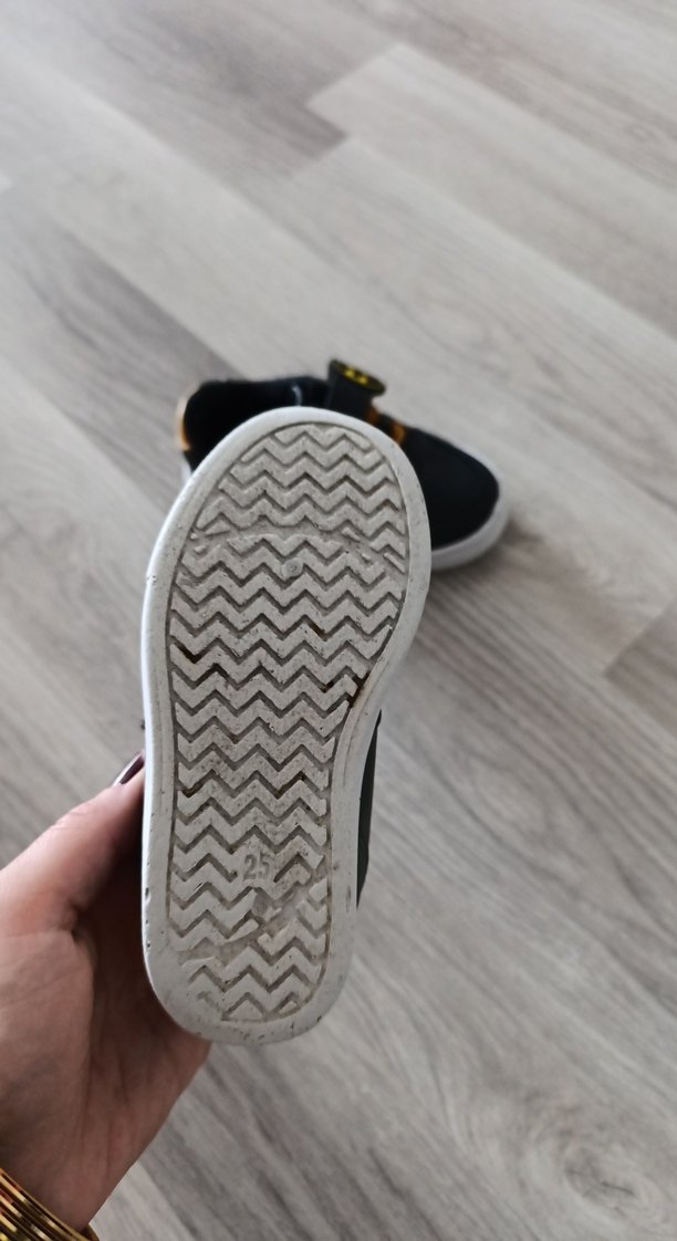 Erkek Çocuk Siyah Batman Baskılı Spor Ayakkabı - Görsel 2