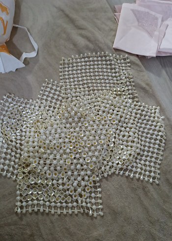 İnci Detaylı Örgü Masa Örtüsü - Görsel 2