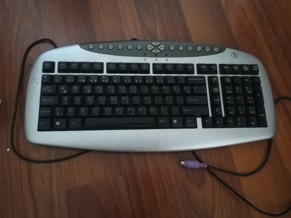 Gri Kablolu Klavye - Görsel 2