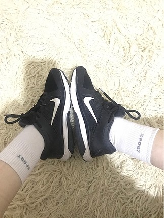 Nike orjinal spor ayakkabı