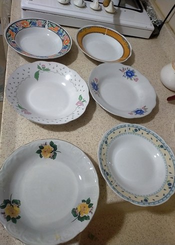 Çiçek Desenli Beyaz Porselen Yemek Tabağı - Görsel 5