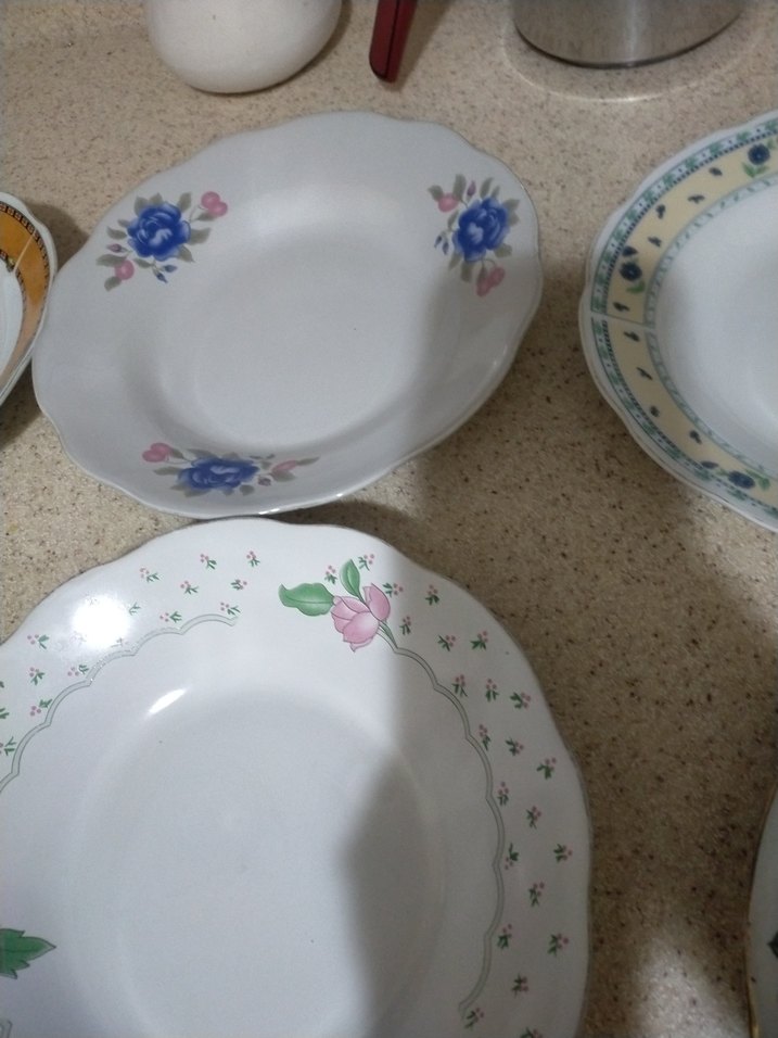 Çiçek Desenli Beyaz Porselen Yemek Tabağı - Görsel 4