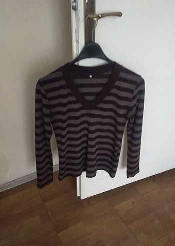 Gri Düğmeli Uzun Kollu Triko Hırka - Görsel 2