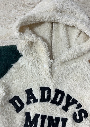 Beyaz Peluş Bebek Tulum Kapüşonlu - Görsel 4