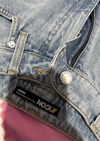 Düğmeli Siyah Dar Kesim Kadın Kot Pantolon - Görsel 12