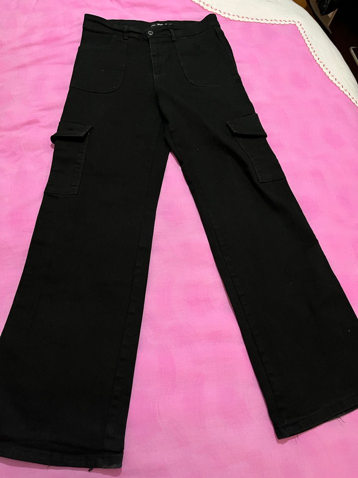 Düğmeli Siyah Dar Kesim Kadın Kot Pantolon - Görsel 2