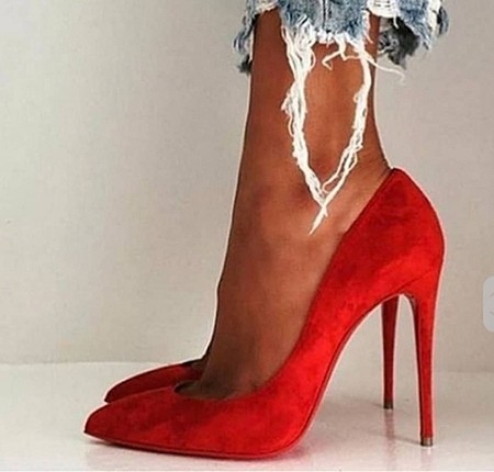 Kırmızı Stiletto ???? 
