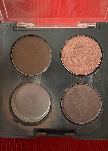 MAC Göz Farı ve Strobe Krem - Görsel 3