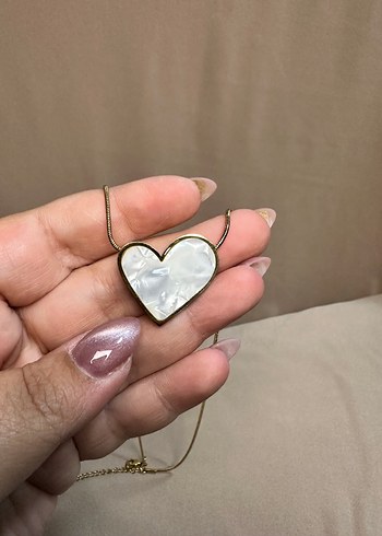 Diğer Altın Renk Mini Kalp Kolye