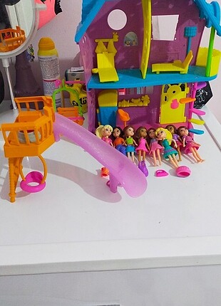 Polly pocket