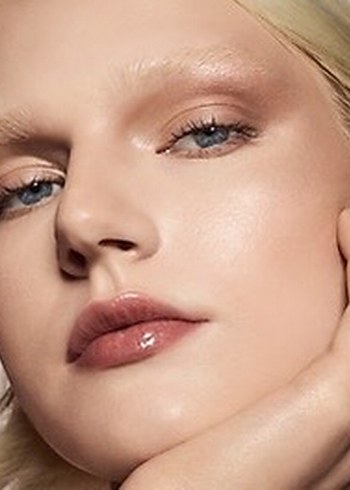 Fenty Beauty gloss bomb Dudak Parlatıcısı 01 - Görsel 2